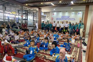 Lewat Lomba Mewarnai, KAI Daop 8 Surabaya Edukasi Anak Soal Transportasi Umum    - JPNN.com Jatim