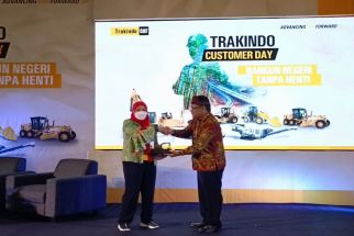 Trakindo Dukung Pekerjaan Membangun Negeri, Berikut 3 Unit Alat Berat Baru Diluncurkan - JPNN.com Lampung