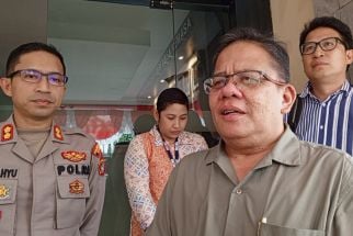Datang ke Polres Depok, Dosen UI Siap Jadi Saksi Ahli Kasus Pembunuhan Mahasiswanya - JPNN.com Jabar