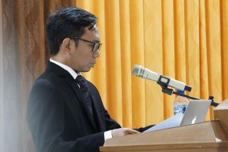 Syiir Puji-pujian dari Kendal Membawa Setia Naka Andrian Raih Gelar Doktor - JPNN.com Jateng