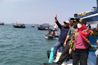 Kirab Perahu Demokrasi Pemilu 2024 di Pesisir Lampung Satu-satunya di Indonesia - JPNN.com Lampung