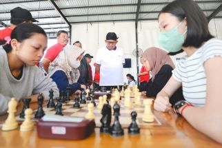 Cak Fauzi Keliling Jawa Timur Gelar Kompetisi Catur Untuk Cari Bibit Atlet - JPNN.com Jatim