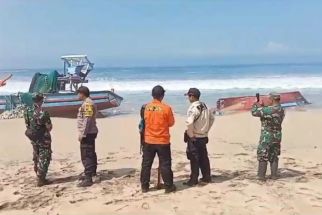 Dua Kapal Nelayan Kecelakaan di Trenggalek, 8 ABK Dilaporkan Hilang - JPNN.com Jatim
