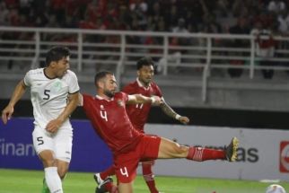 Highlight Indonesia Taklukkan Turkmenistan 2-0 di Stadion GBT - JPNN.com Jatim