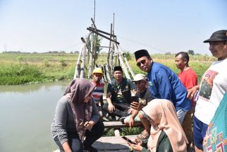 Gus Muhdlor Segera Bangun Jembatan & Talang Irigasi di Semambung Wonoayu - JPNN.com Jatim
