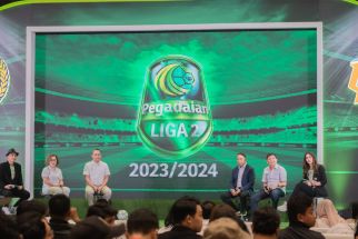 Pegadaian Jabar Edukasi Investasi Emas untuk Suporter Bola Liga 2 - JPNN.com Jabar