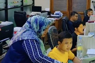 Kelurahan di Solo Uji Coba Pelayanan hingga Malam, Hasilnya Menggembirakan - JPNN.com Jateng