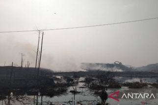 Kebakaran di TPA Jatiwaringin Tangerang Masih Terjadi - JPNN.com Banten