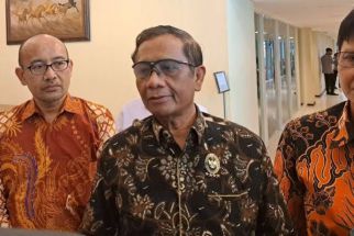 Mahfud MD Soal Gugatan Batas Usia Capres Cawapres: Jangan Intervensi Hakim MK  - JPNN.com Jatim