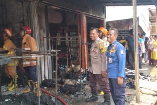 3 Ruko di Bulak Timur Kota Depok Hangus Terbakar - JPNN.com Jabar