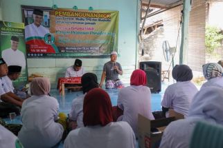 Kiai Muda Ganjar Edukasi Masyarakat Tuban Pentingnya Sanitasi Untuk Kesehatan - JPNN.com Jatim