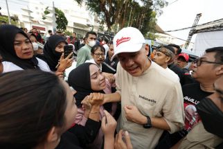 Gadis Cirebon Tetiba Terobos Rombongan Ganjar, Lalu Menangis, Ada Apa? - JPNN.com Jateng
