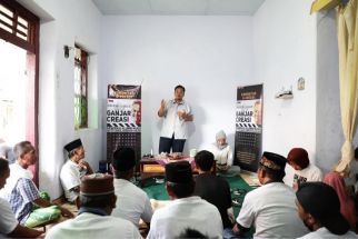 Sukarelawan G-Creasi Latih Petani di Probolinggo Buat Insektisida Alami - JPNN.com Jatim