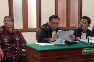 Melanggar Aturan, Terdakwa Tahanan Rumah Ditegur Pengadilan Akibat Keluyuran - JPNN.com Jatim