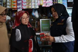 7 Toko di Pasar Pohjejer Mojokerto Disidak Bupati Ikfina, Cari Rokok Ilegal - JPNN.com Jatim