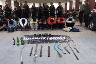Tertangkap Basah Hendak Tawuran, 24 Remaja Bersajam Diamankan Tim 3P Polres Metro Depok - JPNN.com Jabar