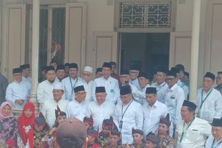Presiden Jokowi Temui Kiai-Kiai Sepuh di Surabaya, Umrsyah: Silaturahmi - JPNN.com Jatim