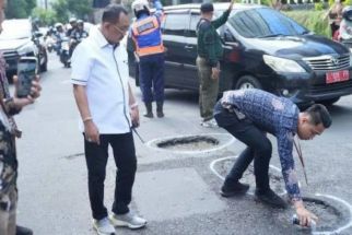Selama 2023, Hampir 24 Ribu Meter Jalan Rusak di Surabaya Sudah Diperbaiki - JPNN.com Jatim