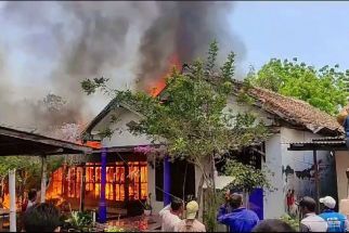 6 Rumah di Situbondo Ludes Terbakar Saat Ditinggal Pemilik ke Sawah - JPNN.com Jatim