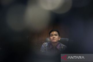 Jokowi, Gibran, Kaesang, & Anwar Usman Dilaporkan ke KPK - JPNN.com Jateng