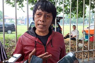 Adian Napitupulu: Gue Enggak Mau Mikirin Gibran! - JPNN.com Jabar