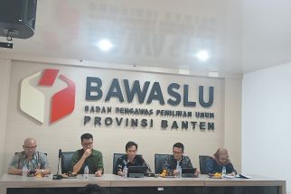 Bawaslu Tertibkan 163 Ribu APK, Totalnya Mencapai Rp 3,2 Miliar - JPNN.com Banten
