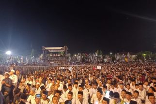 Alun-alun Demak Berubah Jadi Lautan Manusia, Ini Penampakannya - JPNN.com Jateng