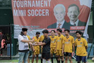 Keseruan Milenial Sukabumi Berkompetisi Mini Soccer yang Digelar Ganjar Muda Padjajaran - JPNN.com Jabar