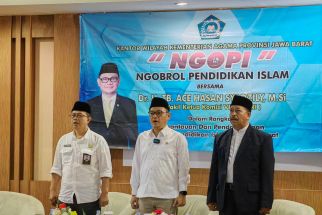Kenang Nasihat Sang Ayah, Ace Hasan Semangati Pengajar PAI di Kabupaten Bandung - JPNN.com Jabar