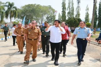 Menteri ATR BPN Bagikan Sertifikat Tanah kepada Masyarakat Lampung Utara - JPNN.com Lampung