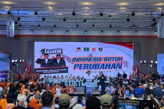 Dampingi Anies di Bandung, Muhammad Farhan: Capres Pembawa Gagasan Perubahan - JPNN.com Jabar