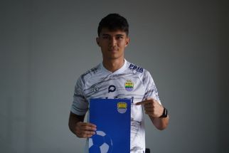 Kevin Mendoza Siap Kawal Gawang Persib Saat Menghadapi PSM Makassar - JPNN.com Jabar