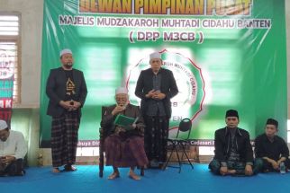 Dikunjungi Prabowo, Abuya Muhtadi Bakal Tetap Mendukung Ganjar-Mahfud - JPNN.com Banten