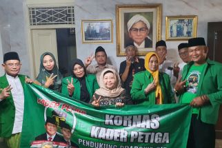 Kader PPP Jatim Membelot Dukung Prabowo-Gibran, Minta Restu Nyai Machfudhoh - JPNN.com Jatim