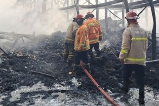 Lazada Pastikan Tidak Ada Korban Jiwa dari Kebakaran Gudang di Sidoarjo - JPNN.com Jatim