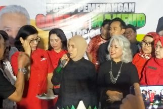 Siti Atikoh Meresmikan Posko TPC Ganjar-Mahfud di Solo - JPNN.com Jateng