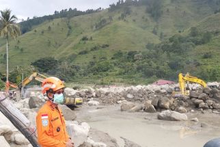 Pencarian 10 Korban Banjir Bandang Humbahas Diperpanjang 3 Hari - JPNN.com Sumut