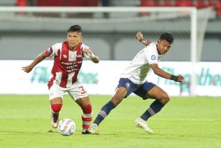 Persis Solo Takluk dari Arema FC, Leonardo Medina Minta Maaf - JPNN.com Jateng