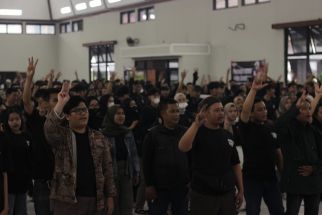 Tolak Politik Dinasti, Ribuan Pemuda All Out Dukung Ganjar - Mahfud di Bandung - JPNN.com Jabar