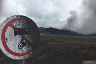 Aktivitas Kawah Gunung Bromo Meningkat, BB TNBT Batasi Turisme - JPNN.com Jatim
