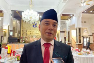 Presiden Punya Stafsus Milenial, Wali Kota Surabaya Miliki Asisten Muda - JPNN.com Jatim