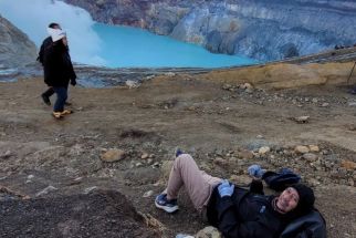 Belasan Titik Pendakian di Kawah Ijen Rawan Longsor, Hati-Hati! - JPNN.com Jatim