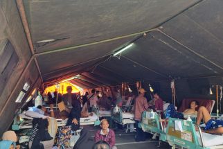 Sebagian Pengungsi Gempa Sumedang Sudah Kembali ke Rumah - JPNN.com Jabar