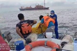 Mayat Berbau Busuk Ditemukan di Pulau Mandangin Sampang, Ada yang Kenal? - JPNN.com Jatim
