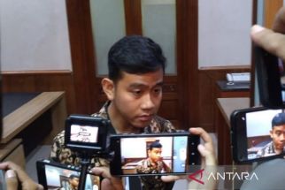 Gibran Rotasi & Mutasi Ratusan ASN Pemkot Surakarta, Ini Alasannya - JPNN.com Jateng