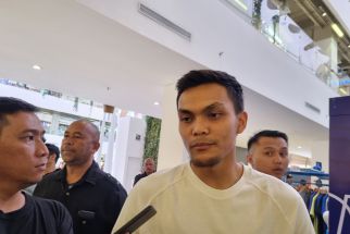 Tim Dokter Persib Pastikan Cedera Rahmat Irianto Membaik - JPNN.com Jabar