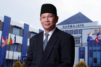 RZ Abdul Aziz Resmi Jabat Rektor IIB Darmajaya, Berikut Profilnya  - JPNN.com Lampung