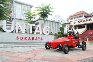 Inovasi Dosen & Mahasiswa Untag Surabaya Ciptakan Mobil Listrik ‘Sancaka’ - JPNN.com Jatim