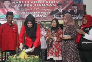Caleg DPR Sarifah Ainun Jariyah Rayakan HUT PDIP Bareng Warga Serang - JPNN.com Banten
