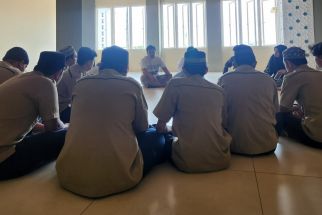 21 Pelajar SMA Terjaring Pesta Miras Diberi Sanksi Tak Biasa Oleh Sekolah - JPNN.com Jatim